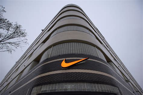 dennis van oossanen nike|Nike opens 1st East Coast community store in northeast D.C..